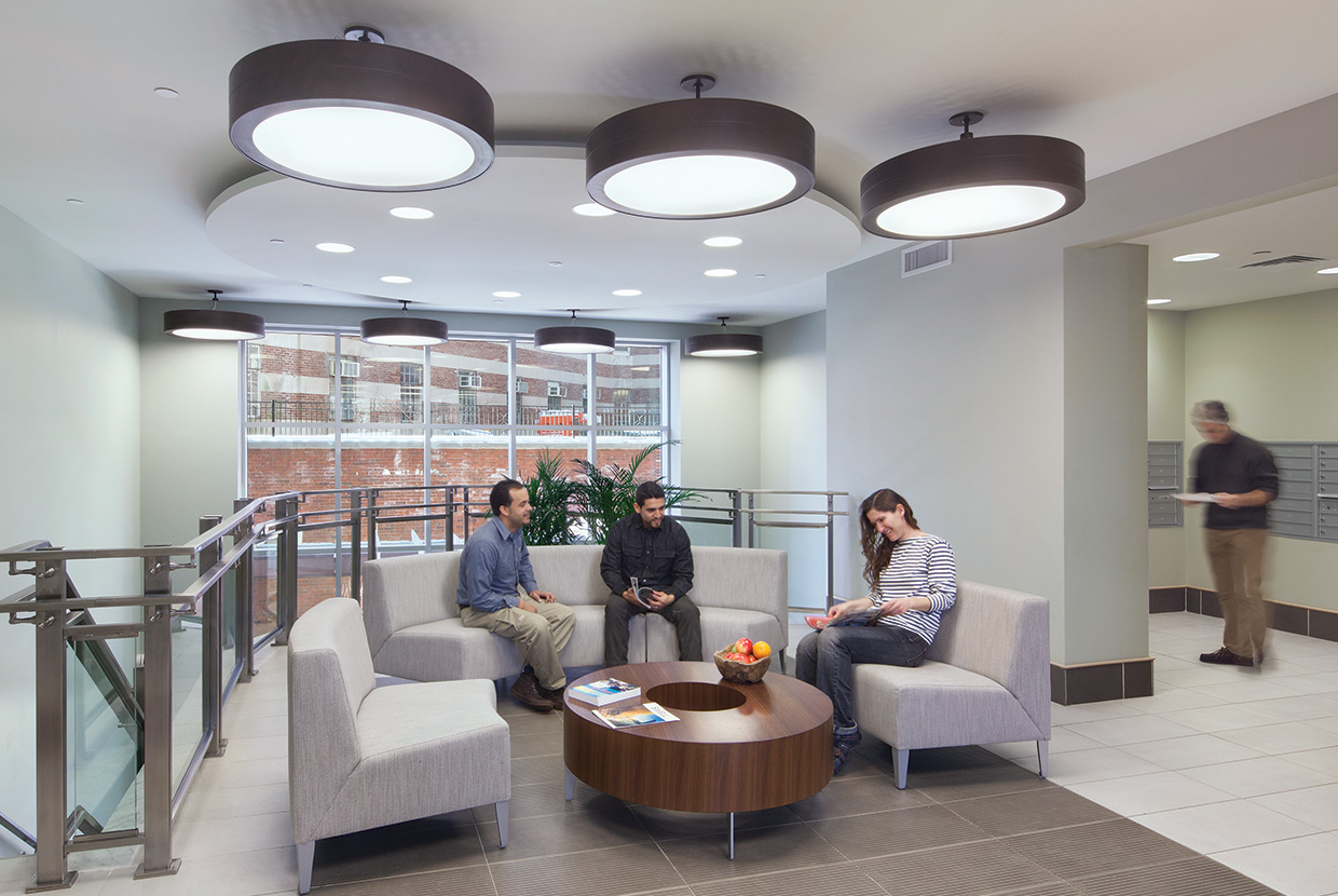 Omnience provides lots of light and warmth to institutional spaces. Three diameter options and cable, stem, or surface-mounting models can fit a variety of interior design styles and facility types.