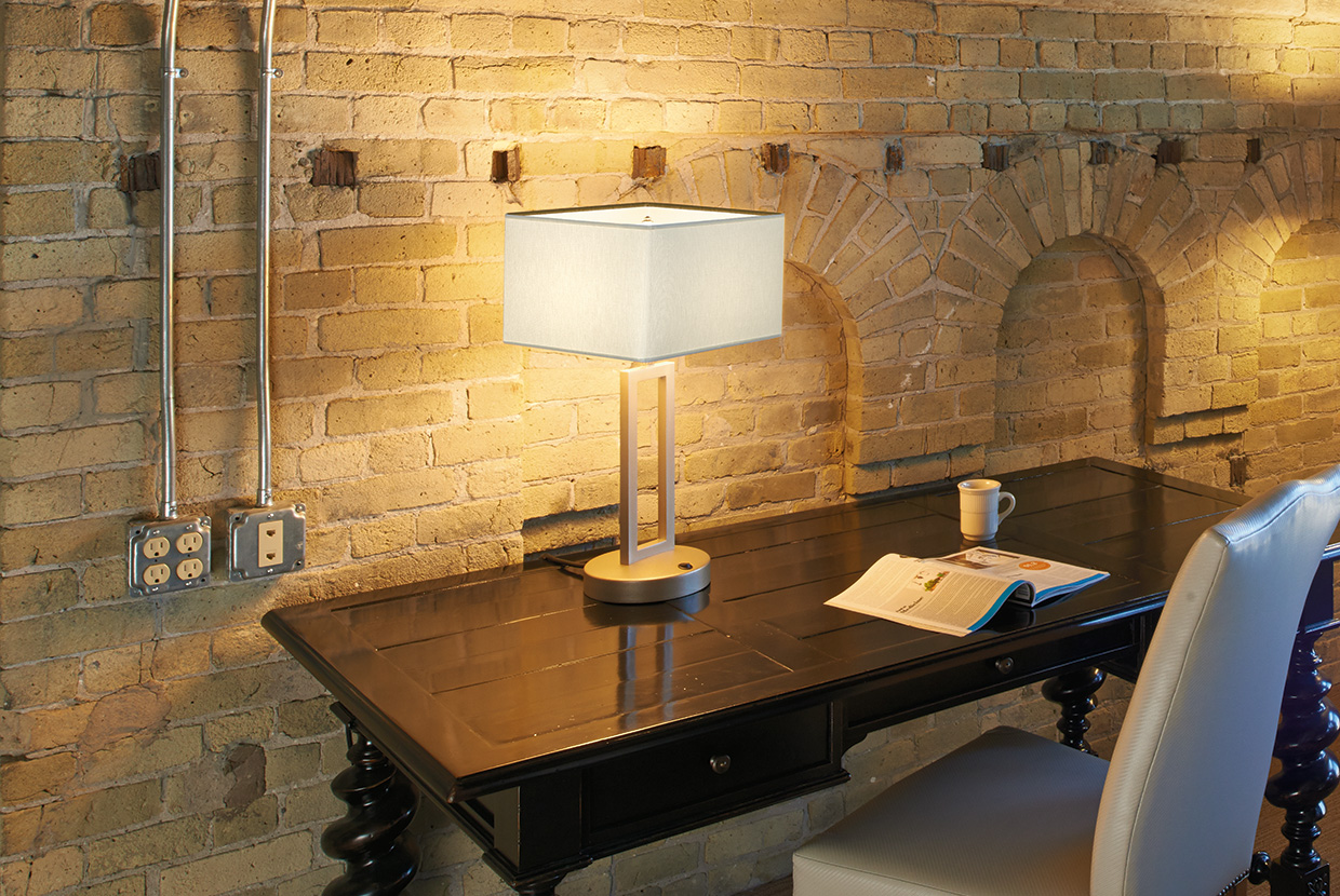 Allegro puts you at ease by simulating the look and feel of traditional incandescent products.