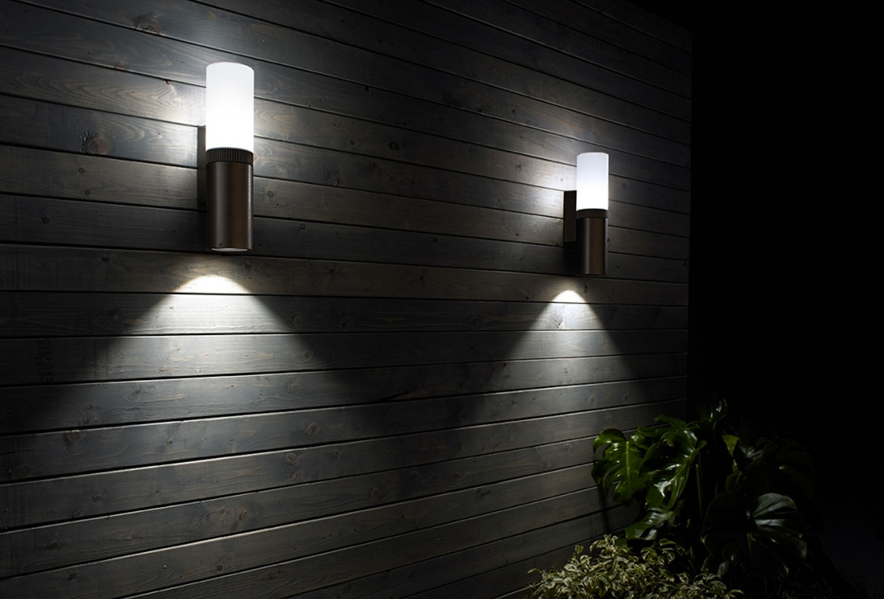 Scope Lights on wooden wall at night