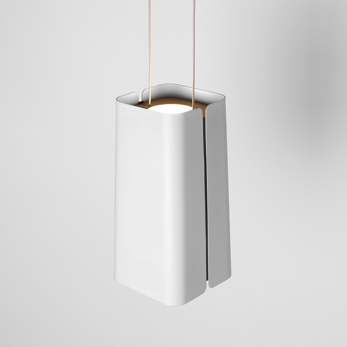 Rectangular Mesa up down pendant | Visa Lighting