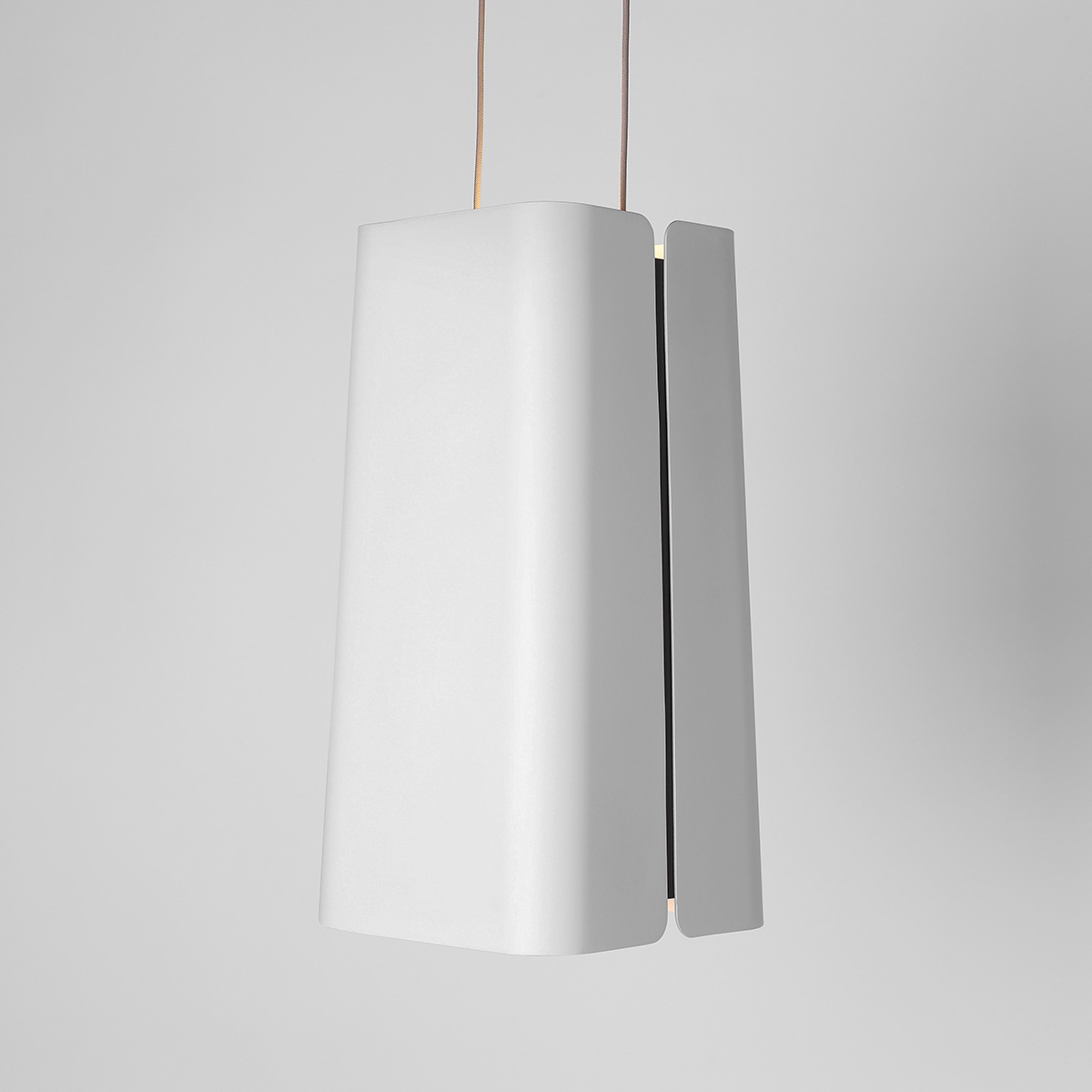 Rectangular Mesa up down pendant | Visa Lighting