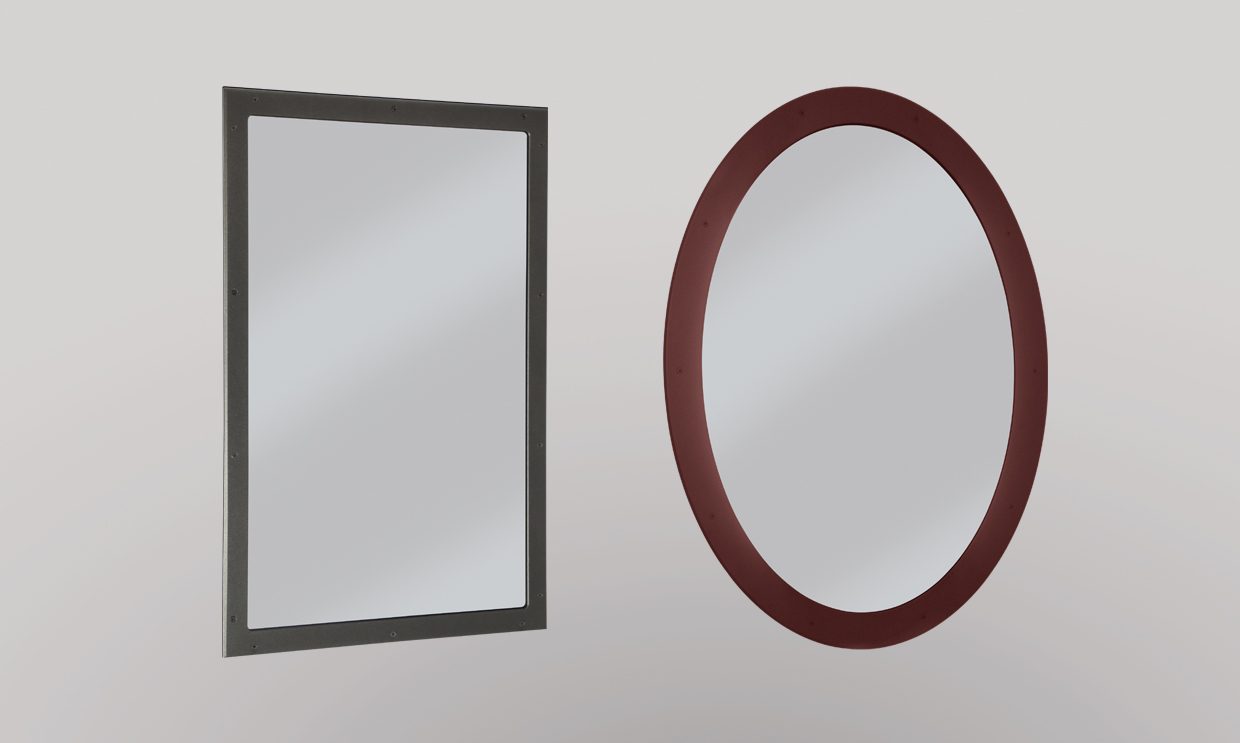 Combination of oval and rectangular unlit Sole mirrors